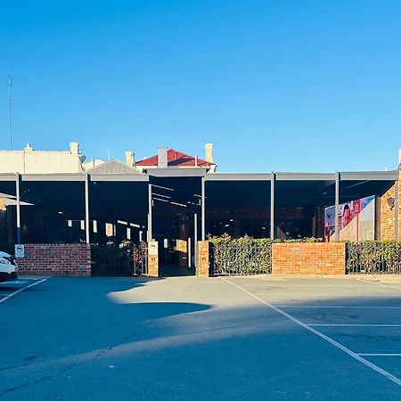 Campaspe Lodge Echuca Bagian luar foto
